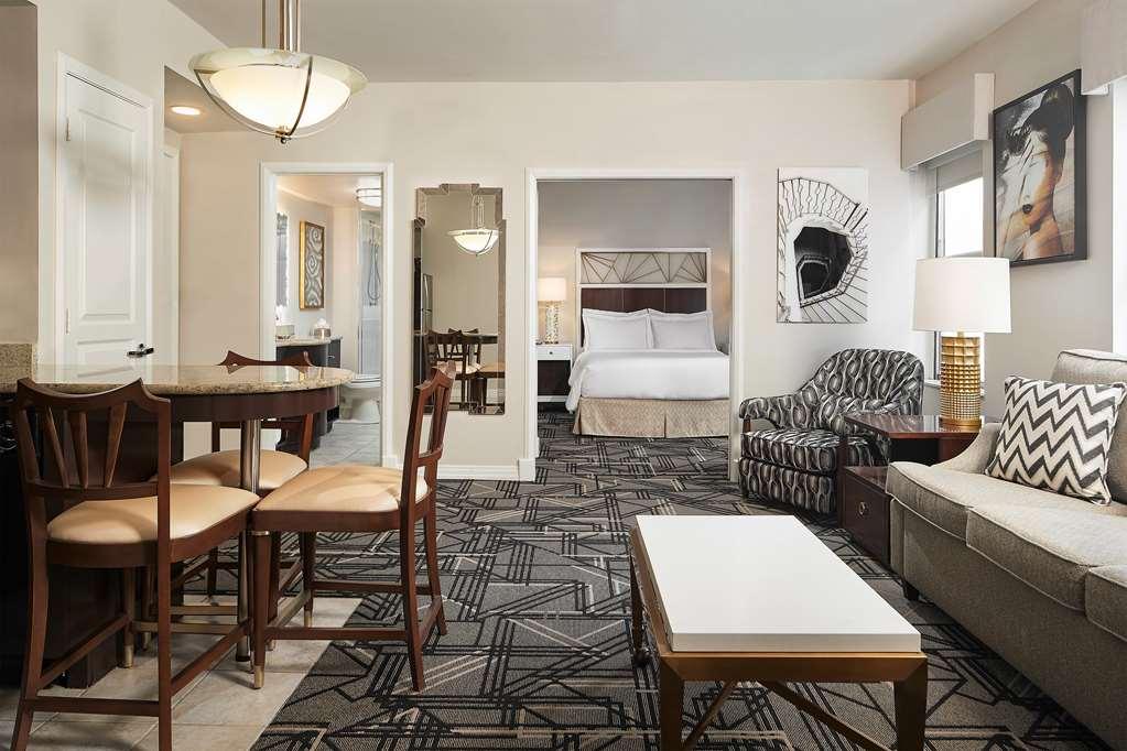 Hilton Grand Vacations Suites At South Beach Майами-Бич Номер фото